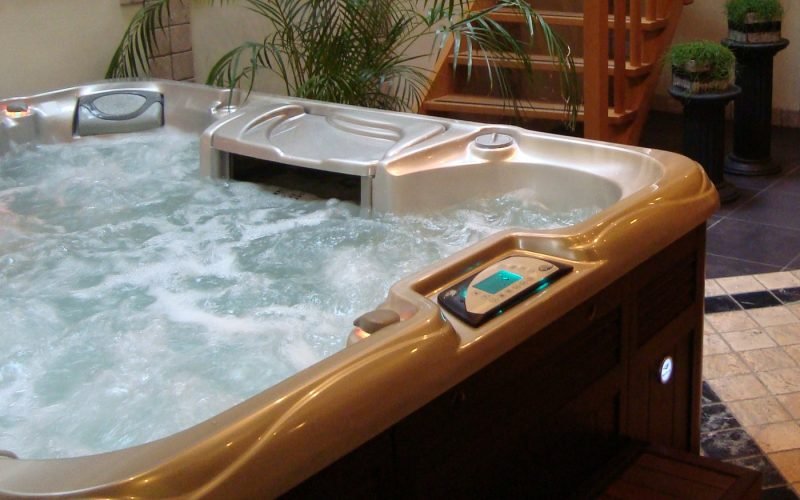 Sundance Spas Hot Tub Covers - Spa-Migo Hot Tub Covers