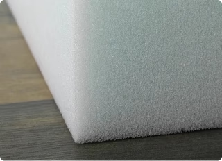 A tapered closed-cell foam core
