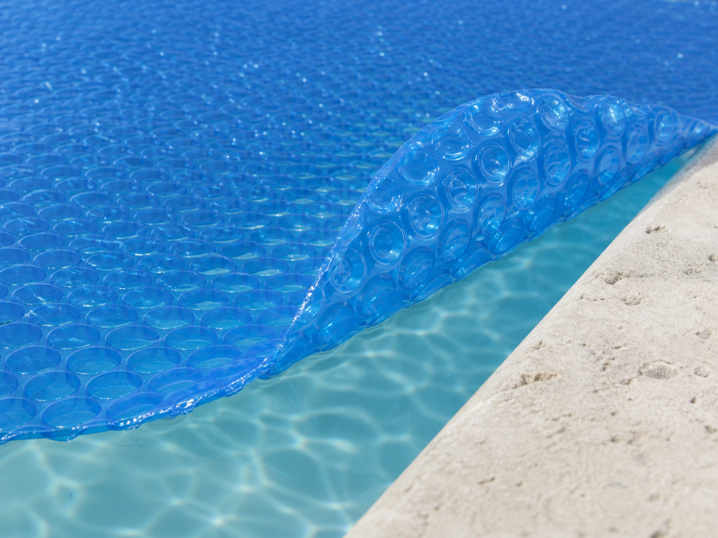 Close-up of blue solar blanket bubble construction